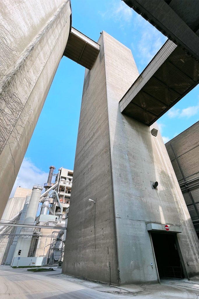 Holcim / Klinkerförderturm